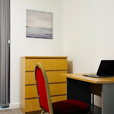 Last-Minute Specials L Book It Now L Sleeps Up To 4 L 2 Bed 2 Bath - Gym - Prime Birmingham Location L Jvt Short Lets Екстериор снимка